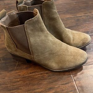 Steve Madden booties